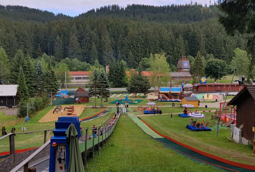 Dětský letní park na Bílé