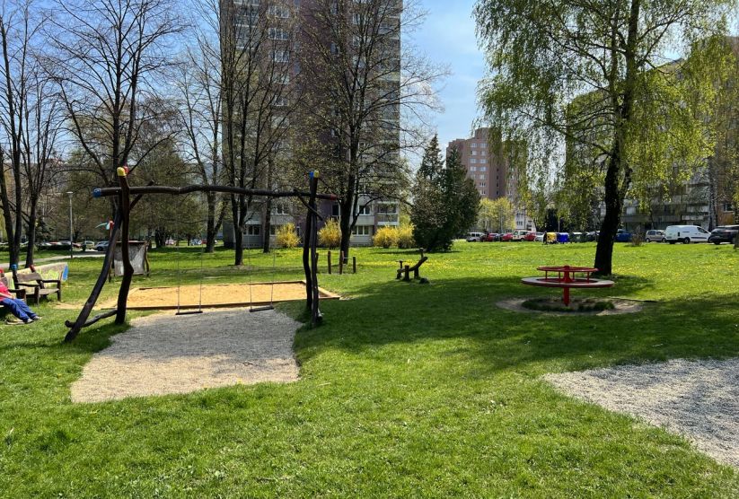 Dětské hřiště (ul. Zdeňka Štěpánka) v Ostravě-Porubě